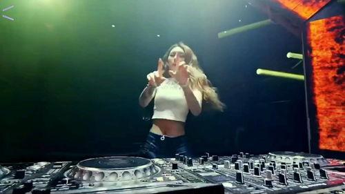 dj跳舞视频,跟随DJ节奏，解锁舞蹈魅力瞬间